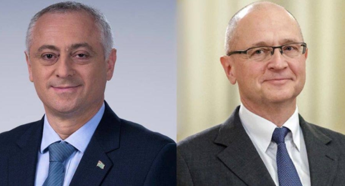 Президент Республики Абхазия Бадра Гунба поздравил Первого заместителя Руководителя Администрации Президента РФ Сергея Кириенко с Новым годом и Рождеством