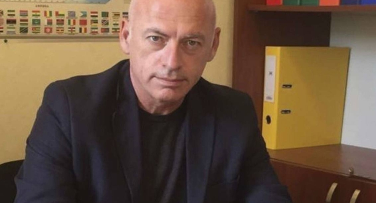 Президент Абхазии Бадра Гунба подписал Указ об освобождении от исполнения обязанностей главы администрации Гудаутского района Валерия Авидзба в связи с истечением срока полномочий