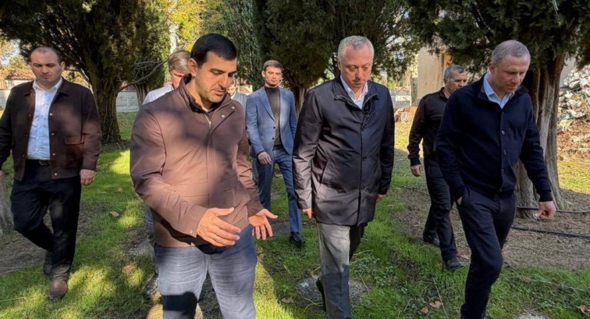 Президент проинспектировал ремонт школы в Цандрипше