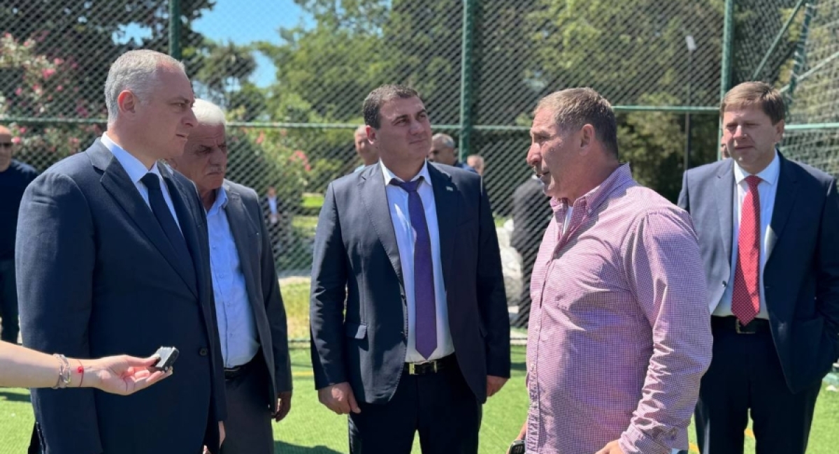 Ахада Гәдоуҭа аспорттә обиектқәа рҭагылазаашьа дахәаԥшны ибеит