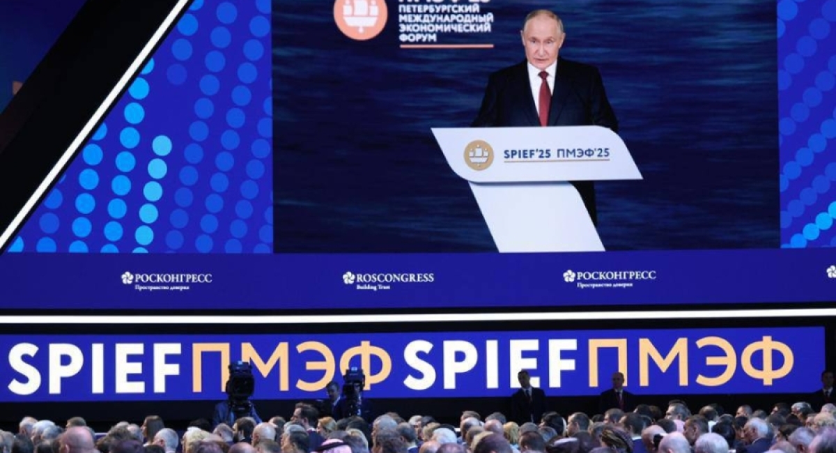Президент Абхазии Бадра Гунба принял участие в пленарном заседании XXVIII Петербургского международного экономического форума
