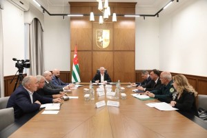 Президент Абхазии Бадра Гунба провёл совещание, посвящённое обеспечению экспорта цитрусовых урожая нынешнего года