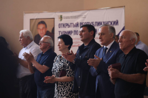 БЕСЛАН БИГВАВА ПРИНЯЛ УЧАСТИЕ В ОТКРЫТИИ ТУРНИРА ПО ВОЛЬНОЙ БОРЬБЕ
