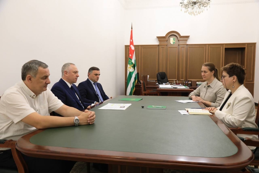 Аҳәынҭқарра Ахадеи Ниута Федермессери апаллиативтә цхыраара аҿиара иалацәажәеит